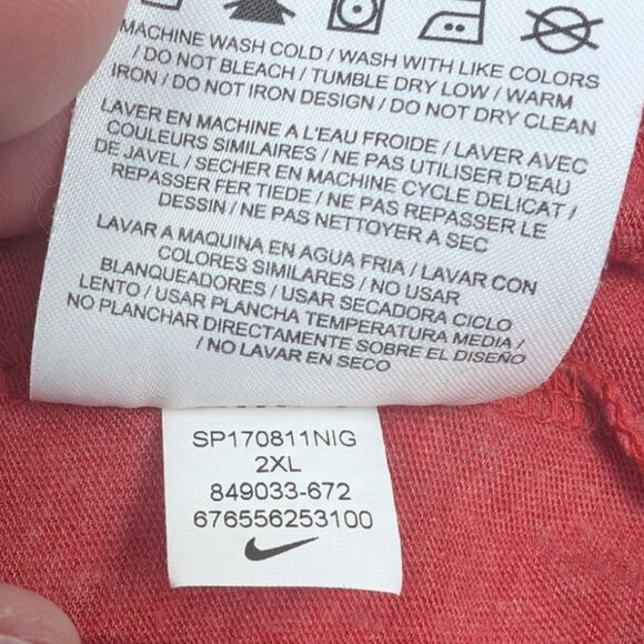 Nike Tee Athletic Cut Shirt Reflective Pocket - Picture 8 of 10